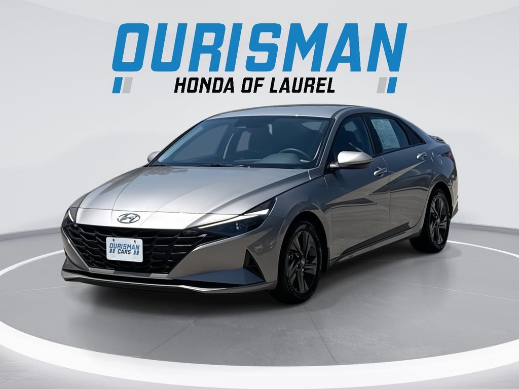 Used 2023 Hyundai Elantra SEL FWD image 1