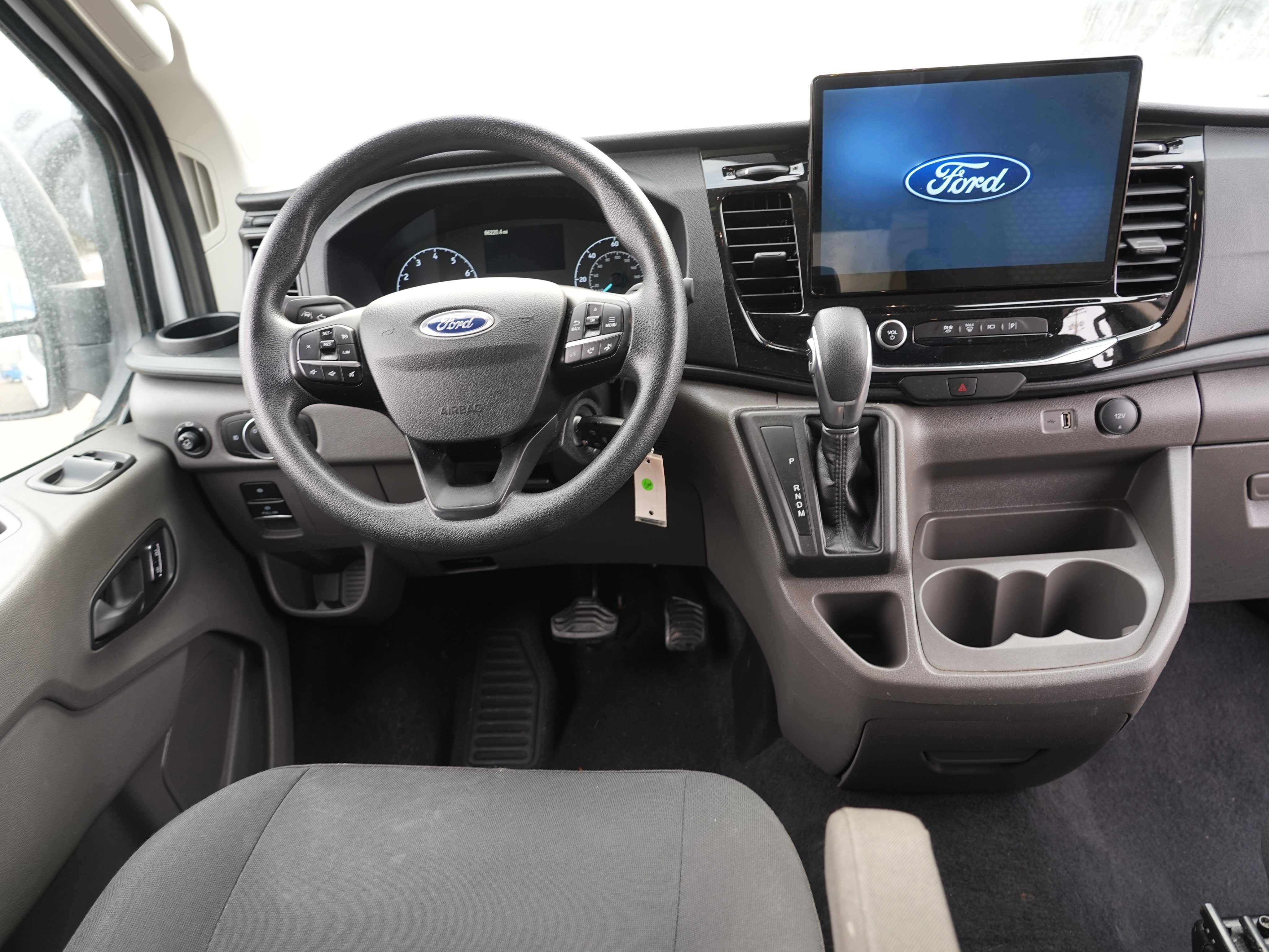 Used 2023 Ford Transit 350 XLT image 23