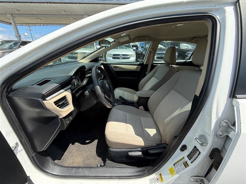 Used 2014 Toyota Corolla LE FWD image 18