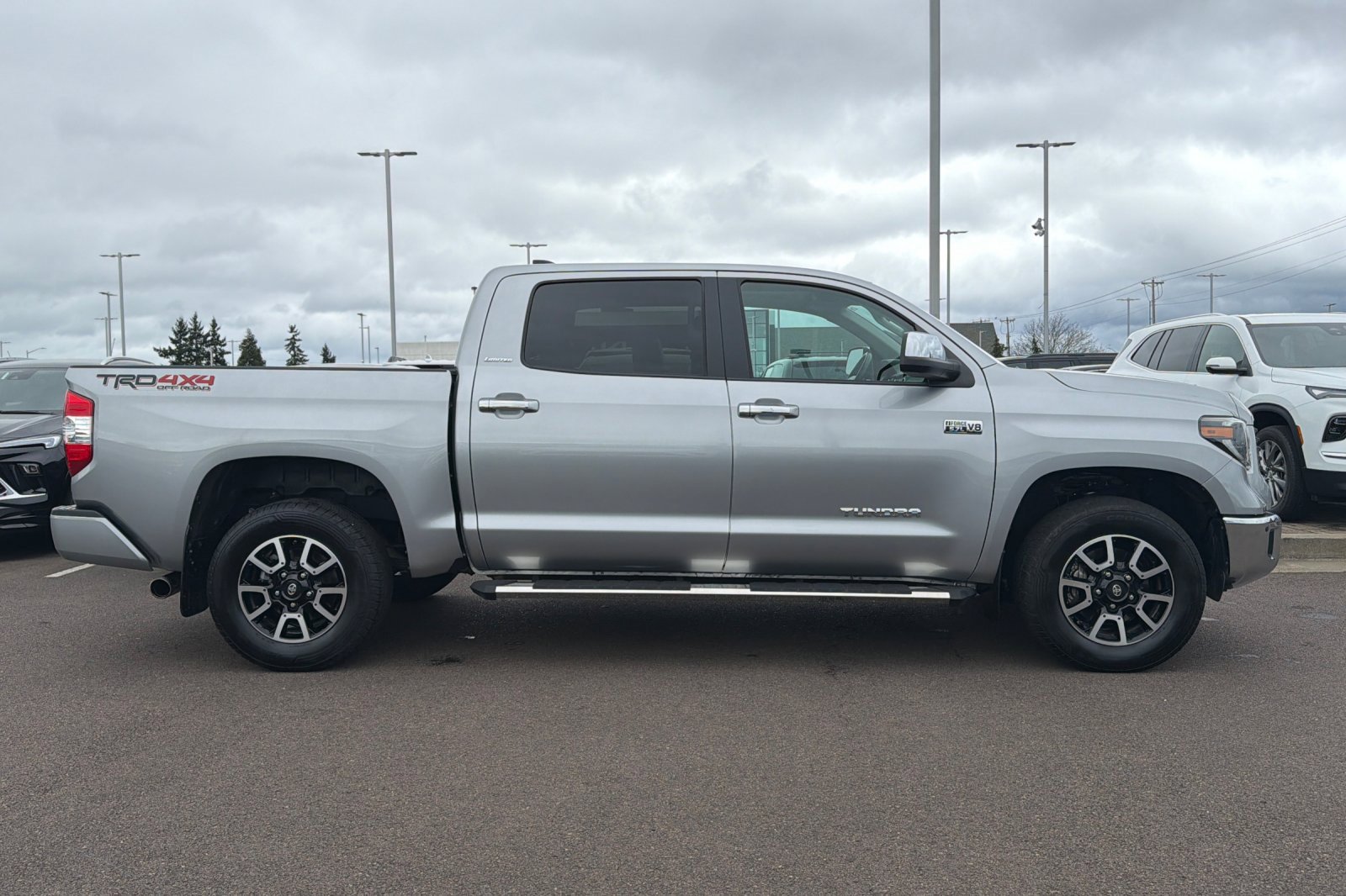Used 2021 Toyota Tundra Limited w/ Limited Premium Package image 3
