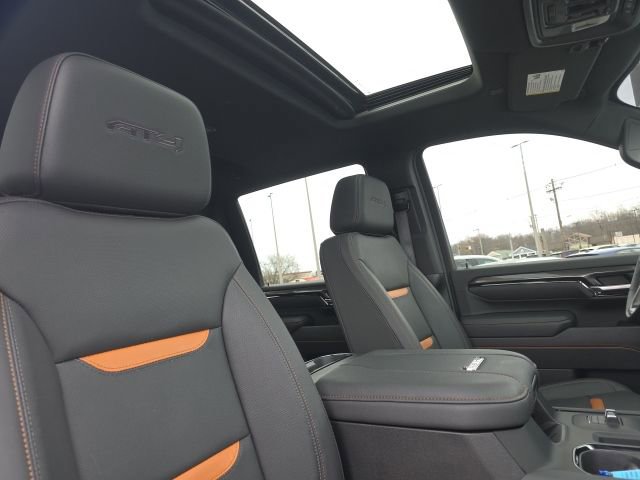 Used 2025 GMC Sierra 2500 AT4 w/ Technology Package image 15