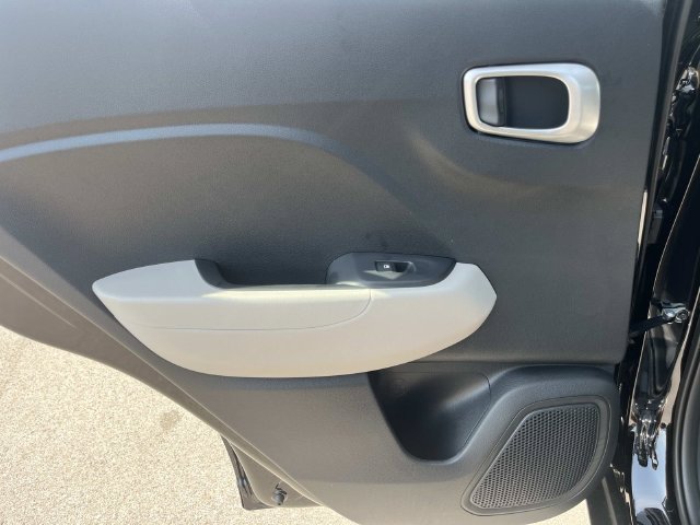 New 2026 Hyundai Venue SEL FWD image 19