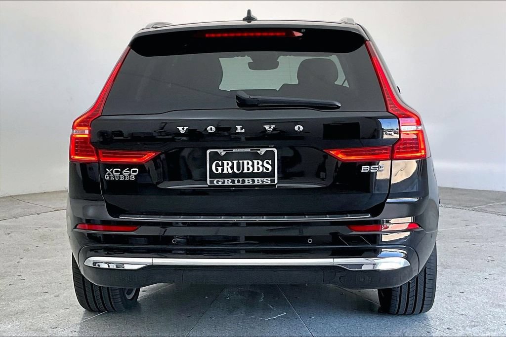 Used 2023 Volvo XC60 B5 Ultimate w/ Climate Package AWD/4WD image 5