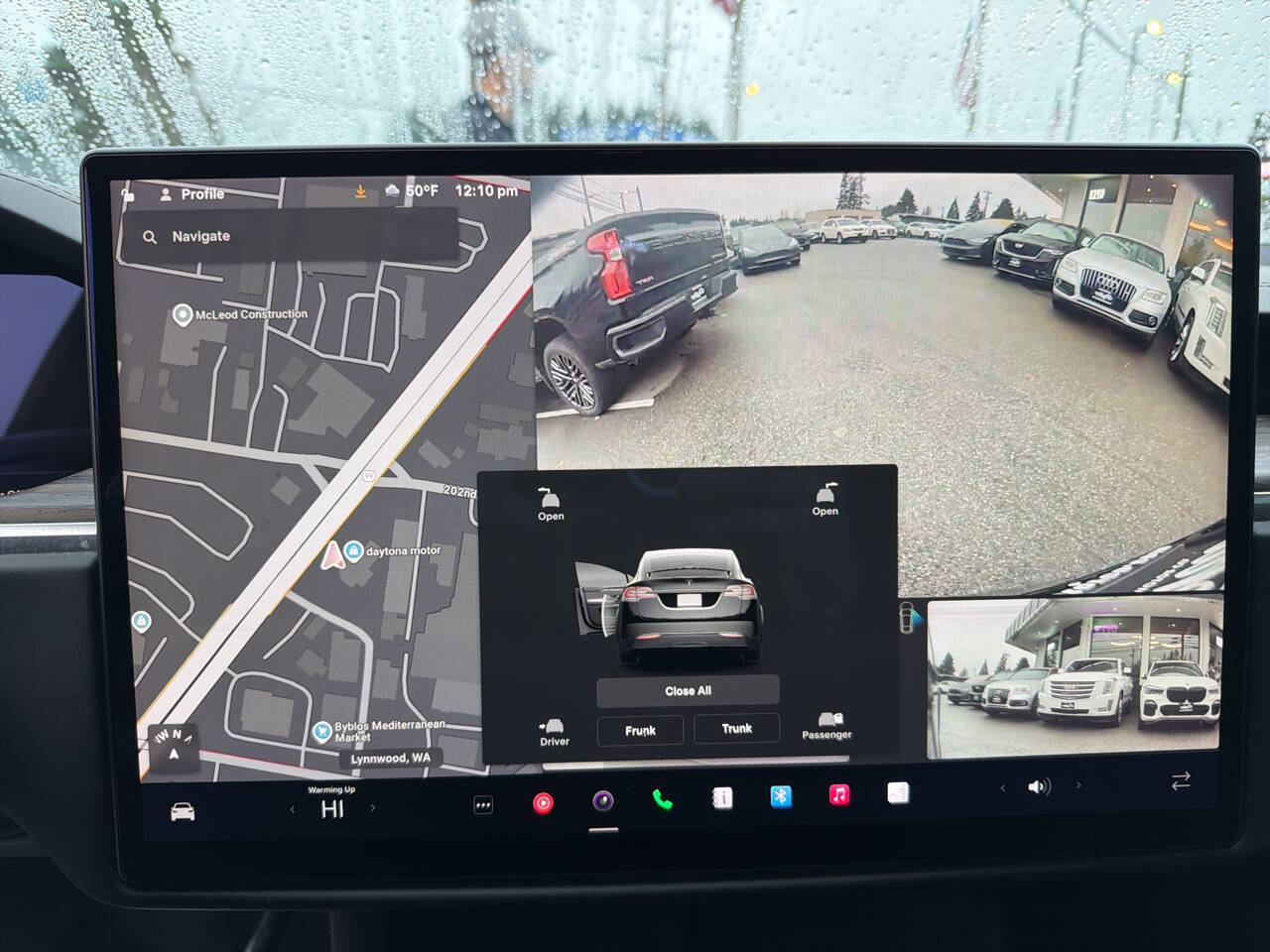 Used 2022 Tesla Model X image 32