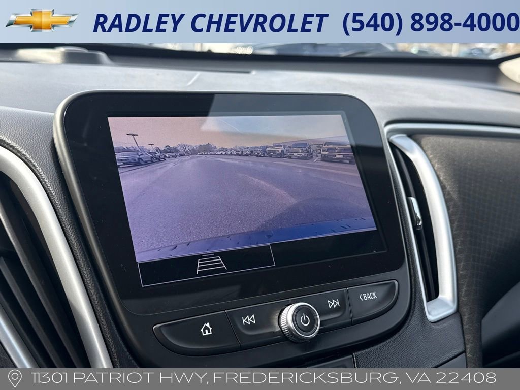 Used 2024 Chevrolet Malibu LT image 9