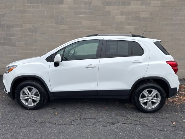 Used 2021 Chevrolet Trax LT w/ Driver Confidence Package image 5
