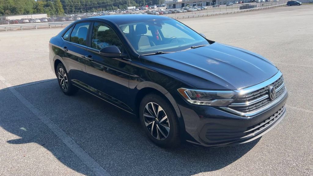Used 2024 Volkswagen Jetta S image 15