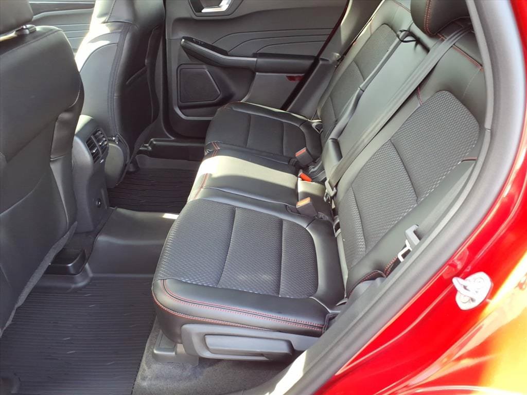 New 2026 Ford Escape ST-Line Select w/ Equipment Group 401A image 14