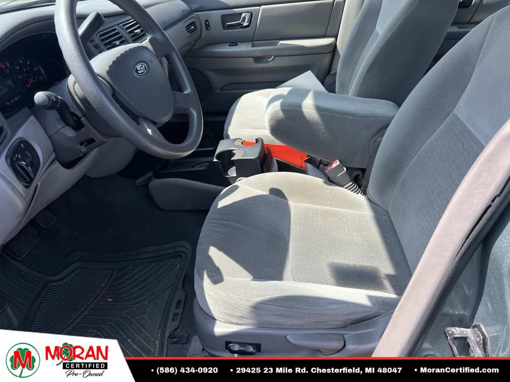 Used 2005 Ford Taurus SE FWD image 17