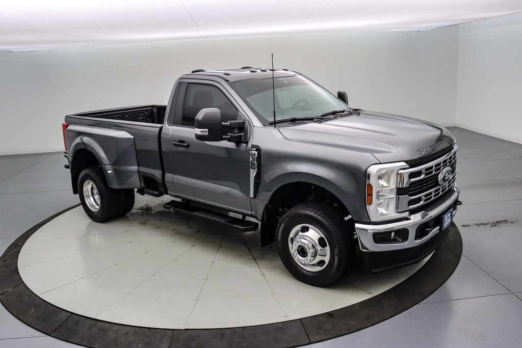 Certified 2025 Ford F350 XLT video 2