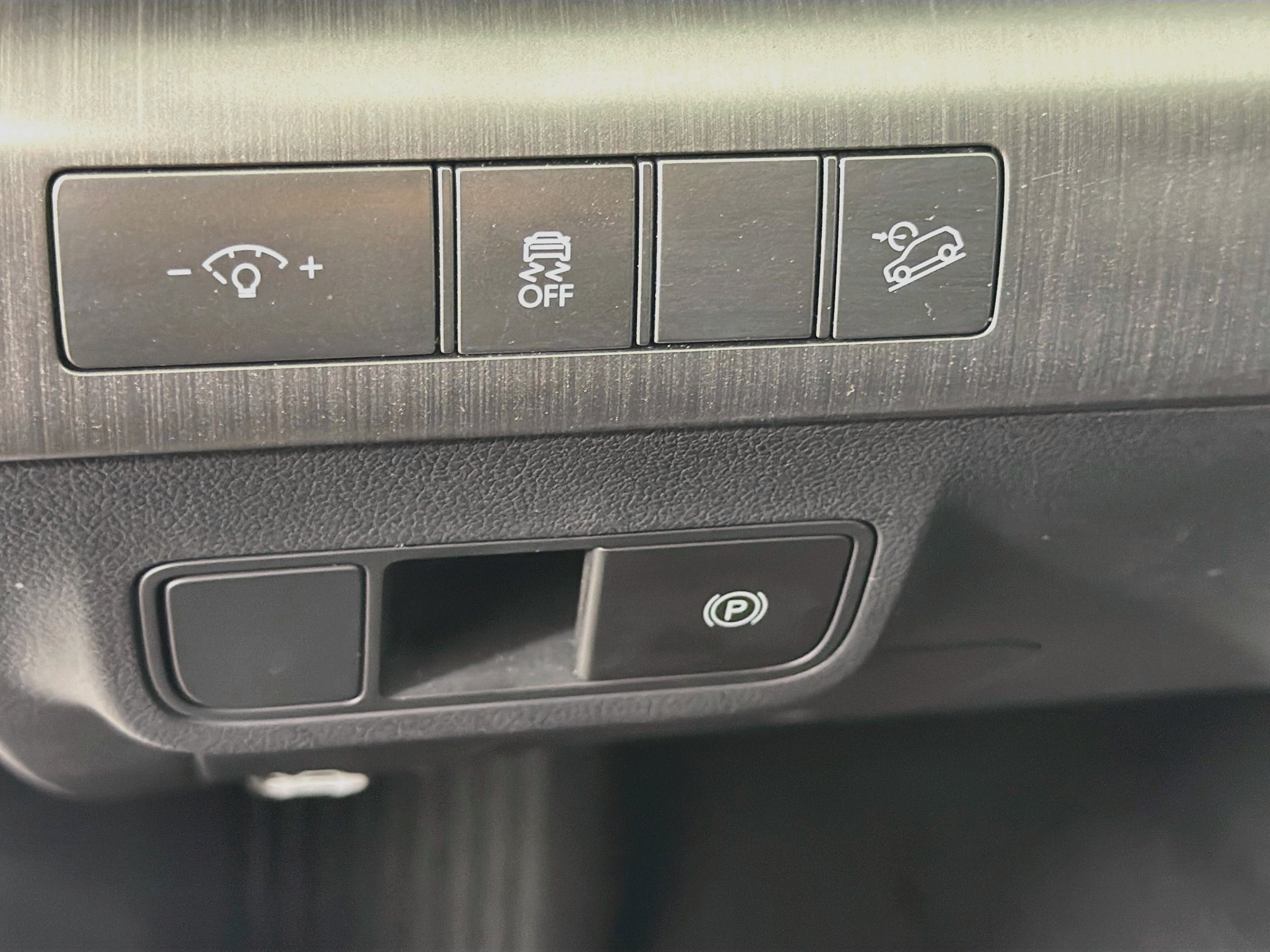 Used 2025 Hyundai Kona SEL FWD image 16