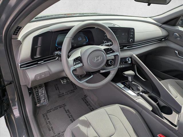 Certified 2025 Hyundai Elantra Sport image 10