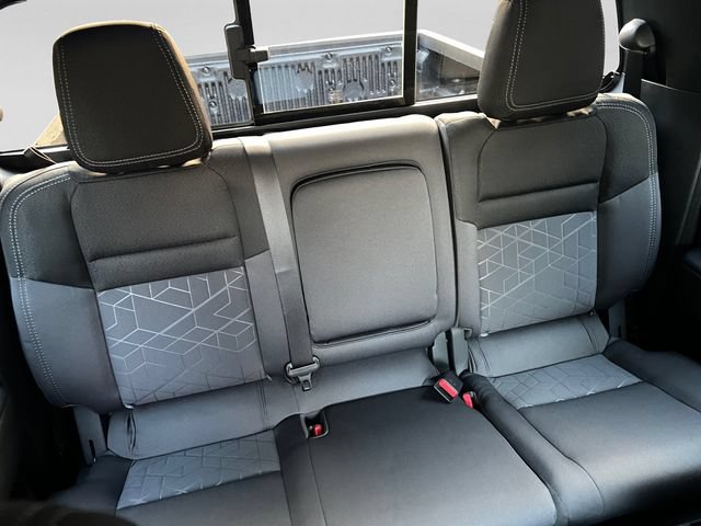 New 2026 Nissan Frontier SV w/ All-Weather Content Package AWD/4WD image 17