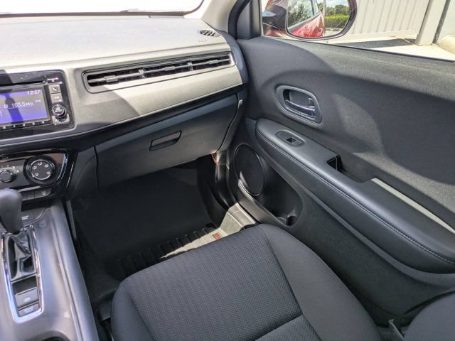 Used 2018 Honda HR-V LX image 16