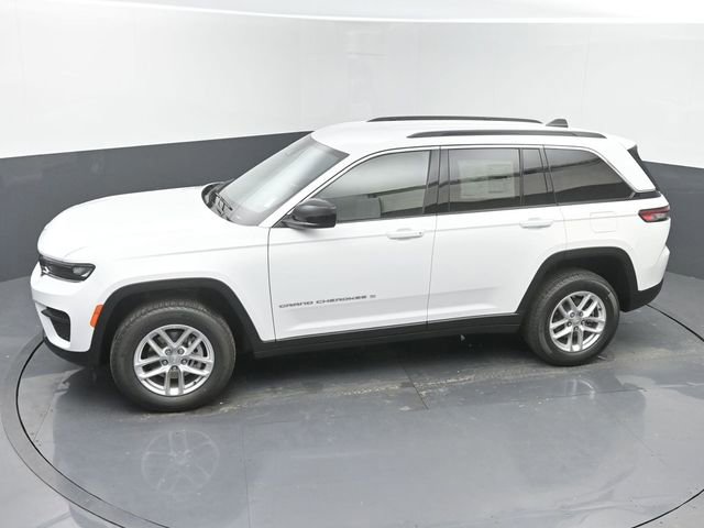 New 2026 Jeep Grand Cherokee Laredo AWD/4WD image 29
