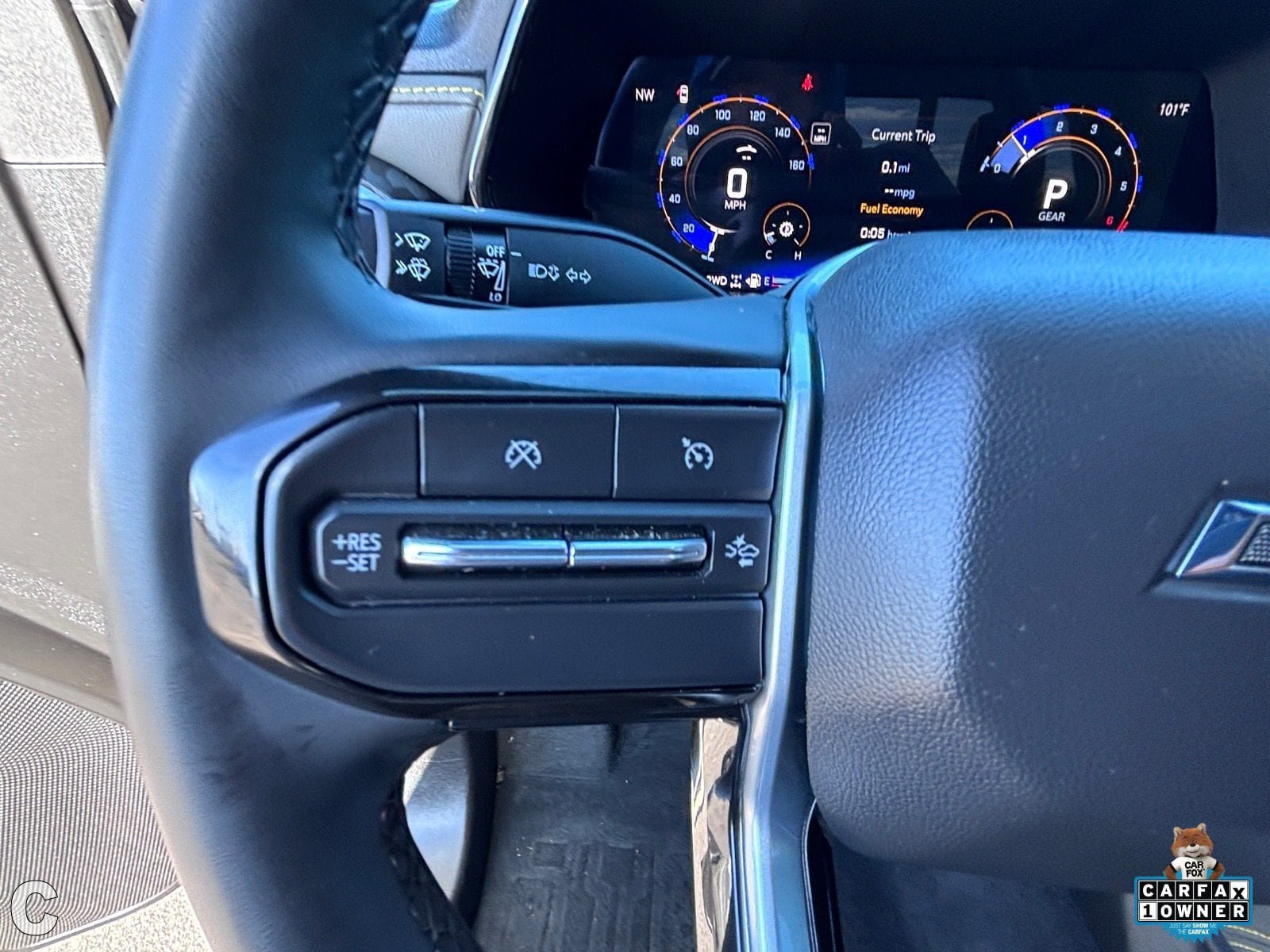 Used 2024 Chevrolet Colorado ZR2 w/ Technology Package AWD/4WD image 23