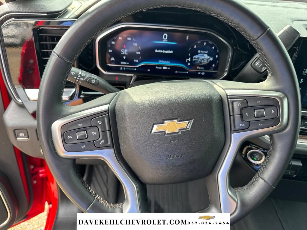 Used 2024 Chevrolet Silverado 1500 LT AWD/4WD image 10