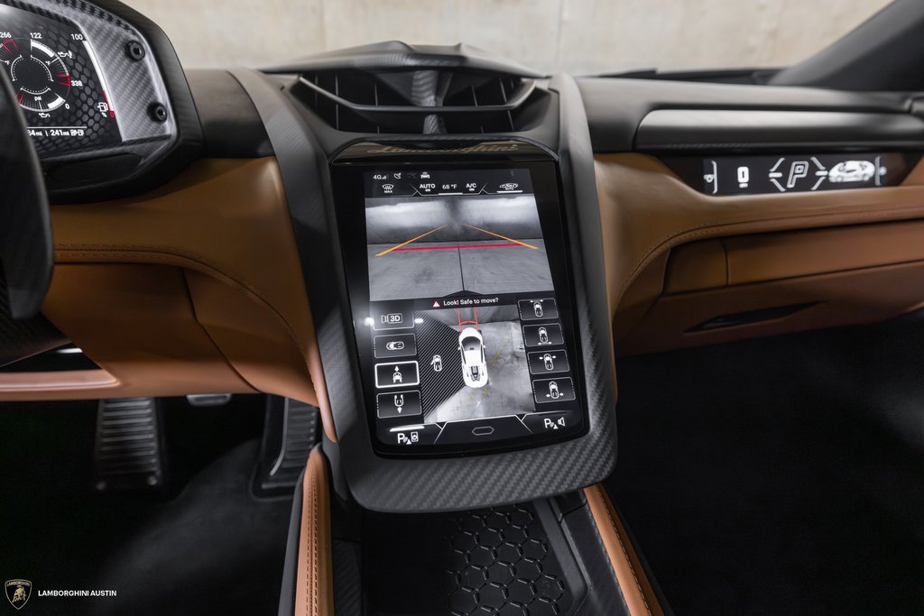 Used 2024 Lamborghini Revuelto image 29
