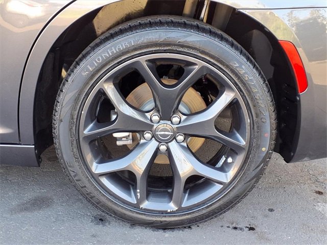 Used 2023 Chrysler 300 S image 7