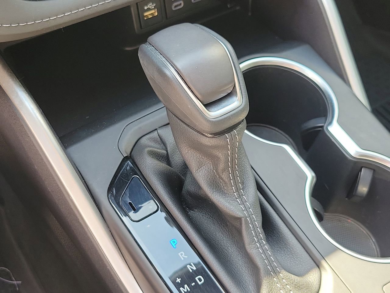 Used 2023 Toyota Highlander XLE FWD image 28