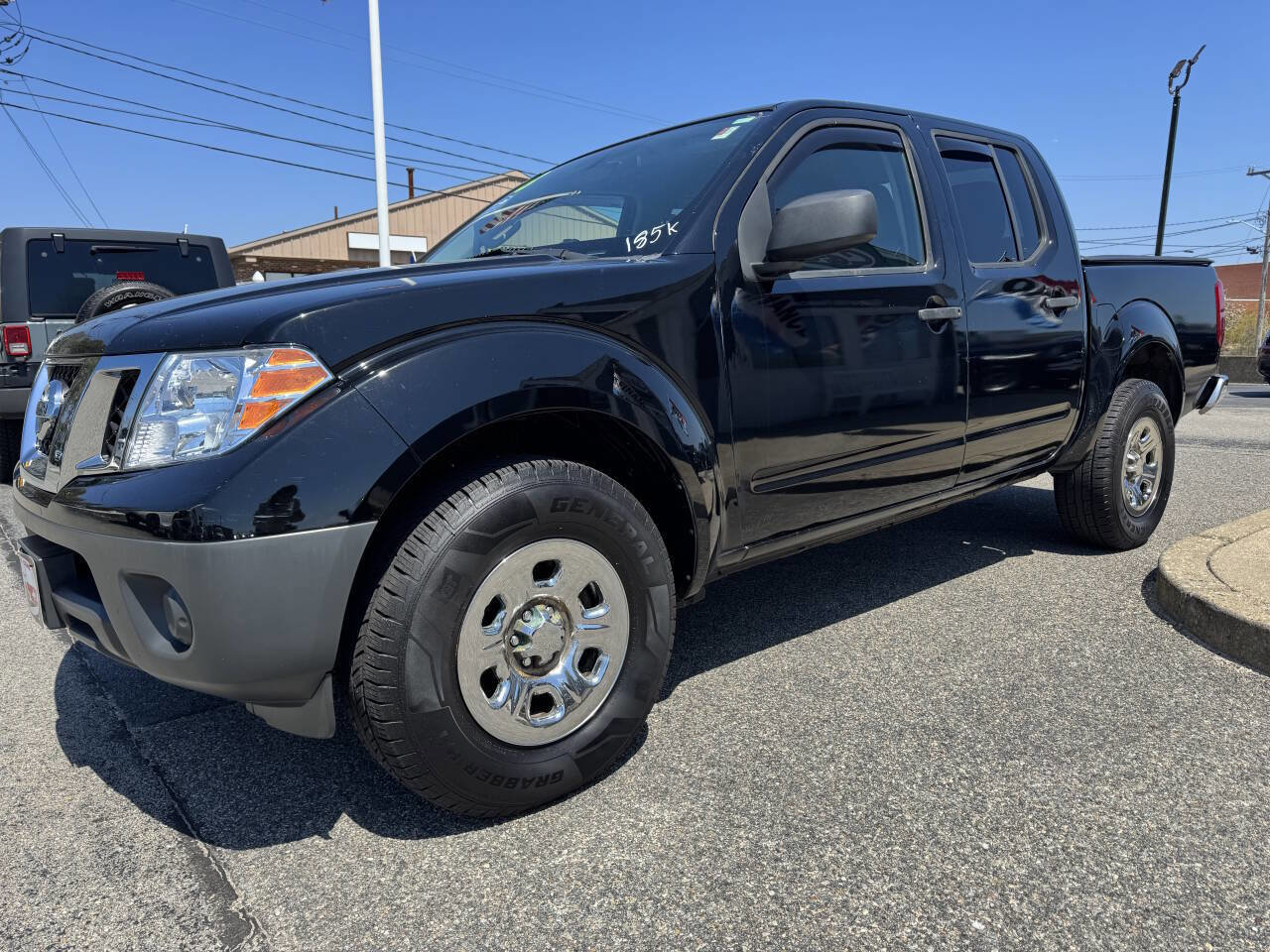 Used 2013 Nissan Frontier S AWD/4WD image 3