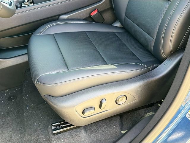 New 2026 Chevrolet Traverse LT w/ Sun and Wheel Package AWD/4WD image 21