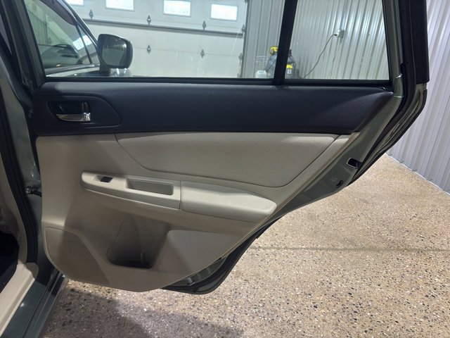 Used 2014 Subaru Impreza 2.0i Premium image 30
