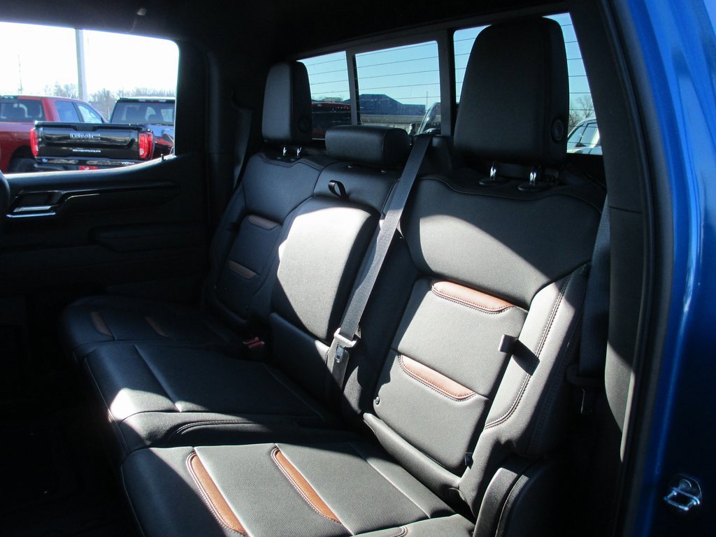 Used 2022 GMC Sierra 1500 AT4 w/ AT4 Premium Package image 19