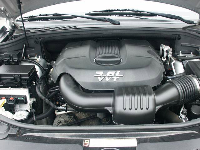 Used 2013 Jeep Grand Cherokee Laredo image 16