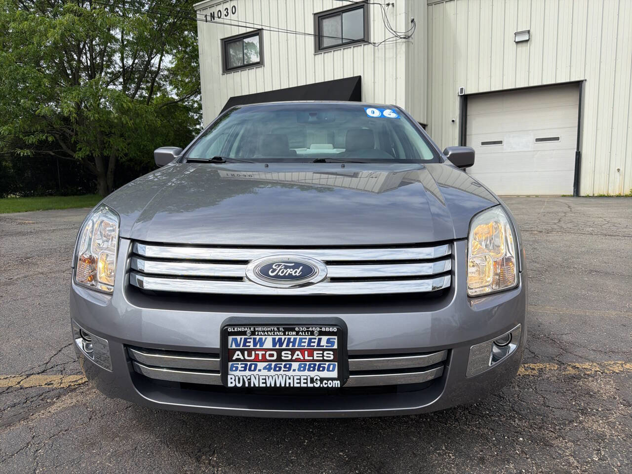 Used 2006 Ford Fusion SEL FWD image 2