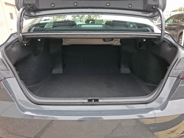 Used 2025 Toyota Camry SE FWD image 28