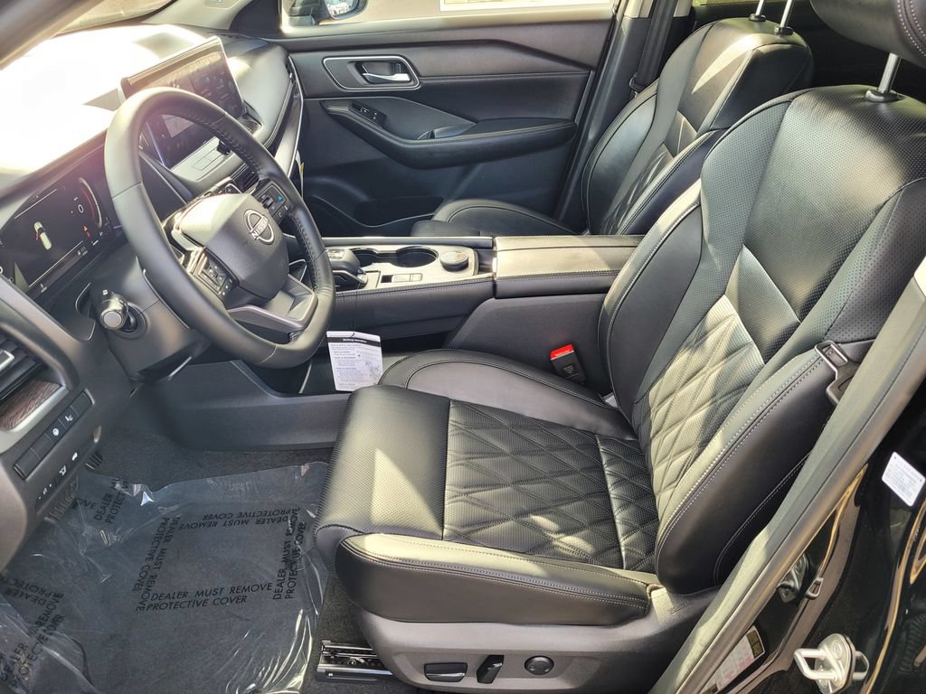 New 2026 Nissan Rogue Platinum w/ Platinum Premium Package AWD/4WD image 8