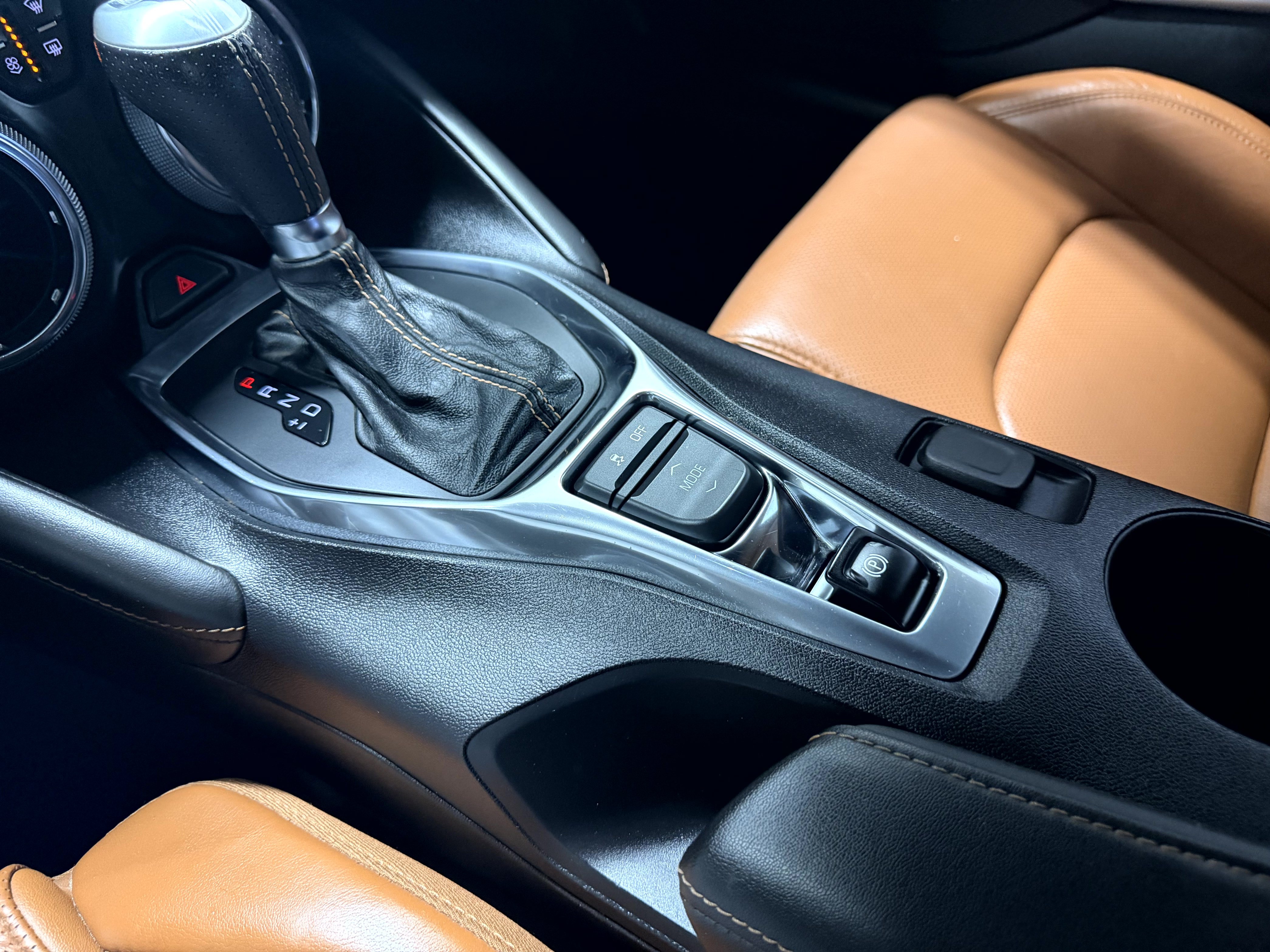 Used 2019 Chevrolet Camaro LT RWD image 20