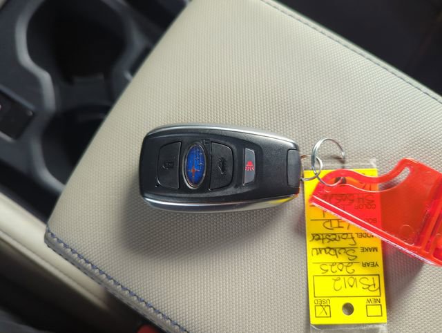 Used 2025 Subaru Forester Limited image 37