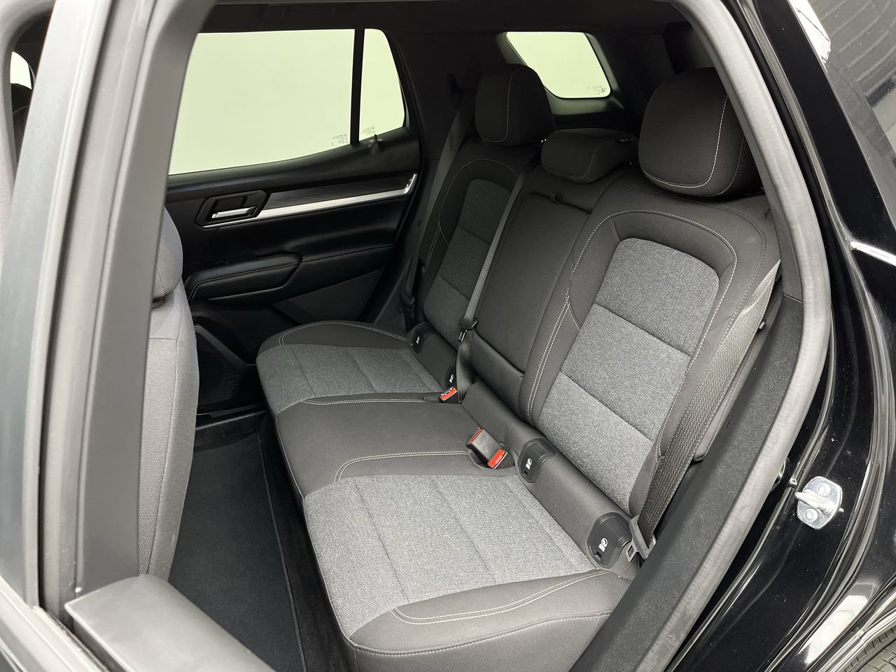 Certified 2025 GMC Terrain Elevation AWD/4WD image 10