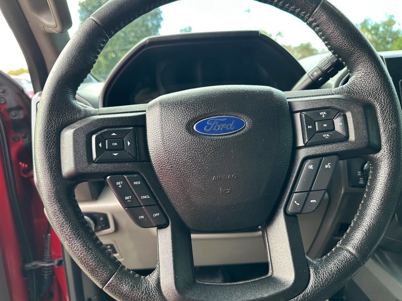 Used 2015 Ford F150 XLT w/ Equipment Group 301A Mid image 30