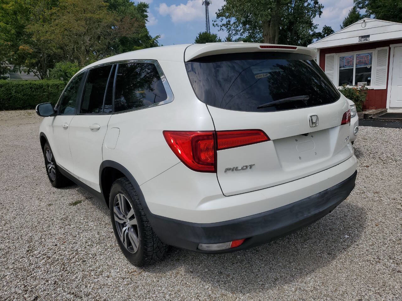 Used 2016 Honda Pilot EX-L image 5