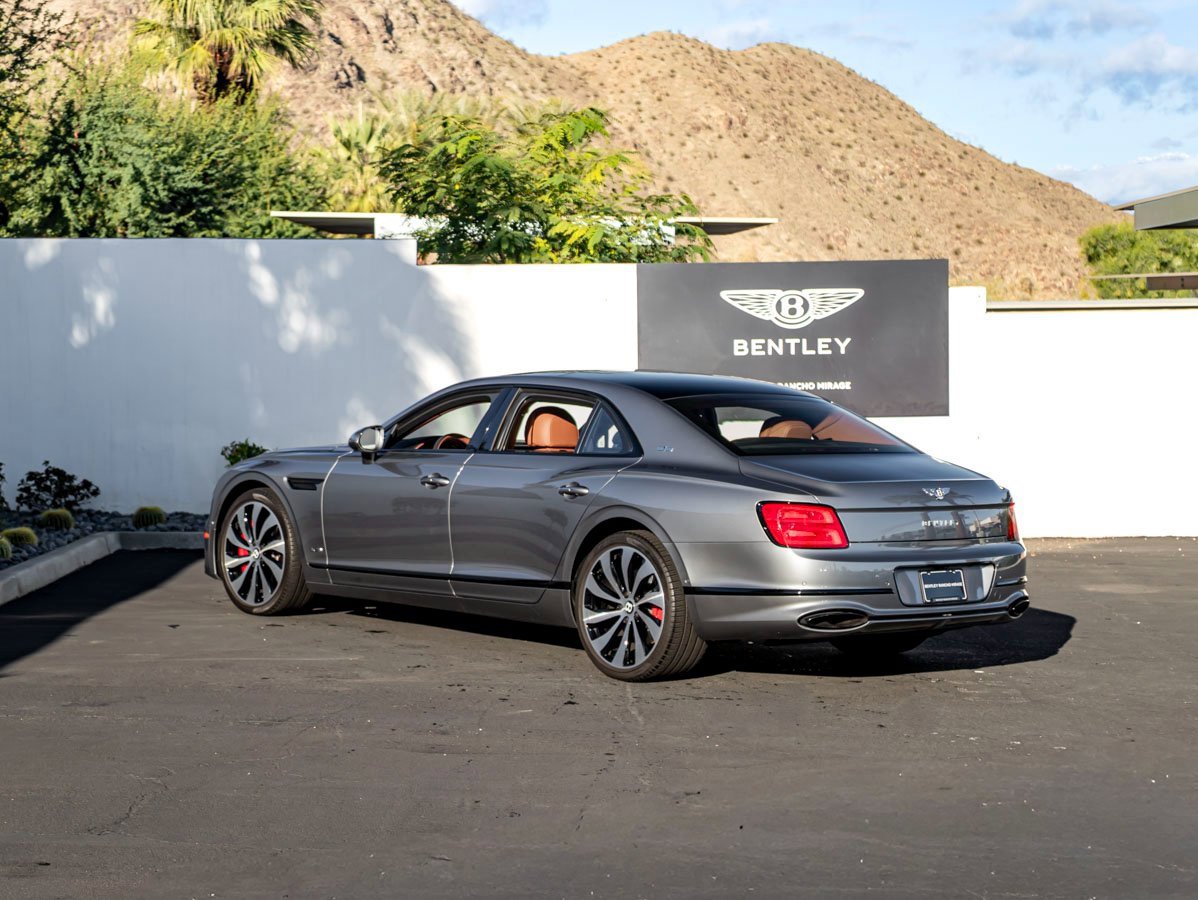 Certified 2021 Bentley Flying Spur W12 image 3
