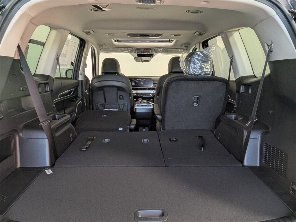 New 2025 Kia Telluride S image 30