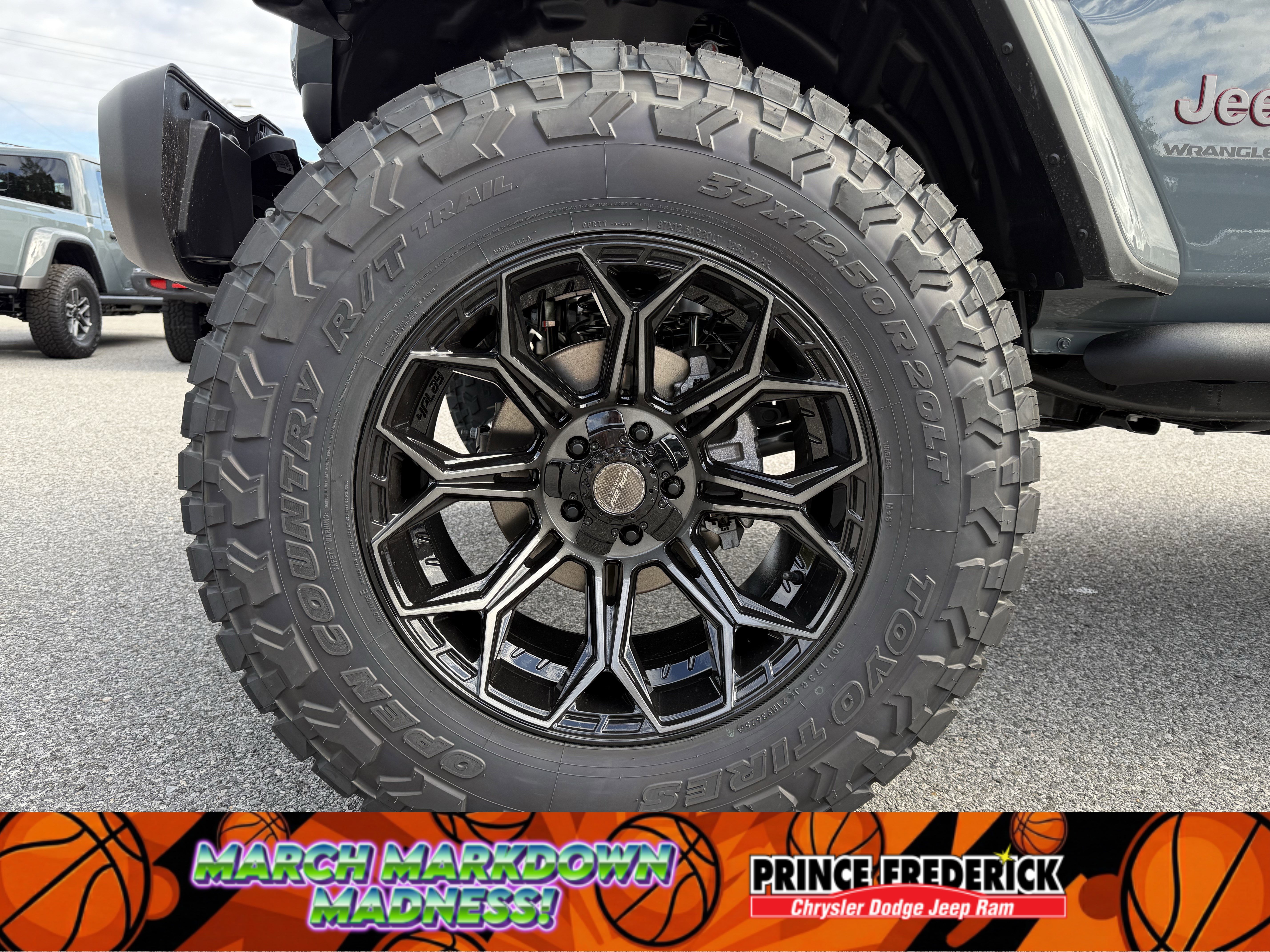 New 2025 Jeep Wrangler Unlimited Rubicon w/ Convenience Group image 9