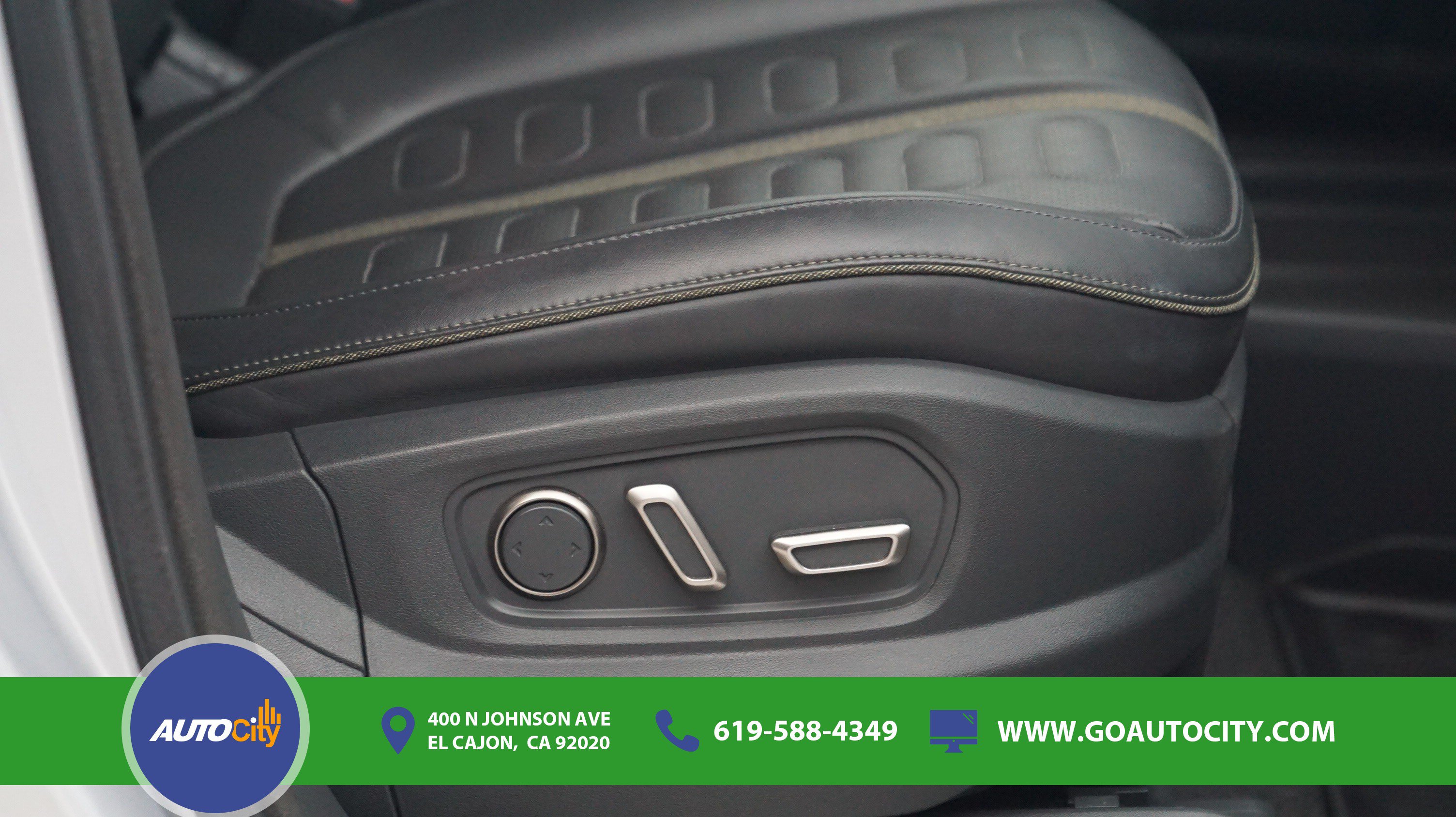 Used 2022 Rivian R1T Adventure AWD/4WD image 16