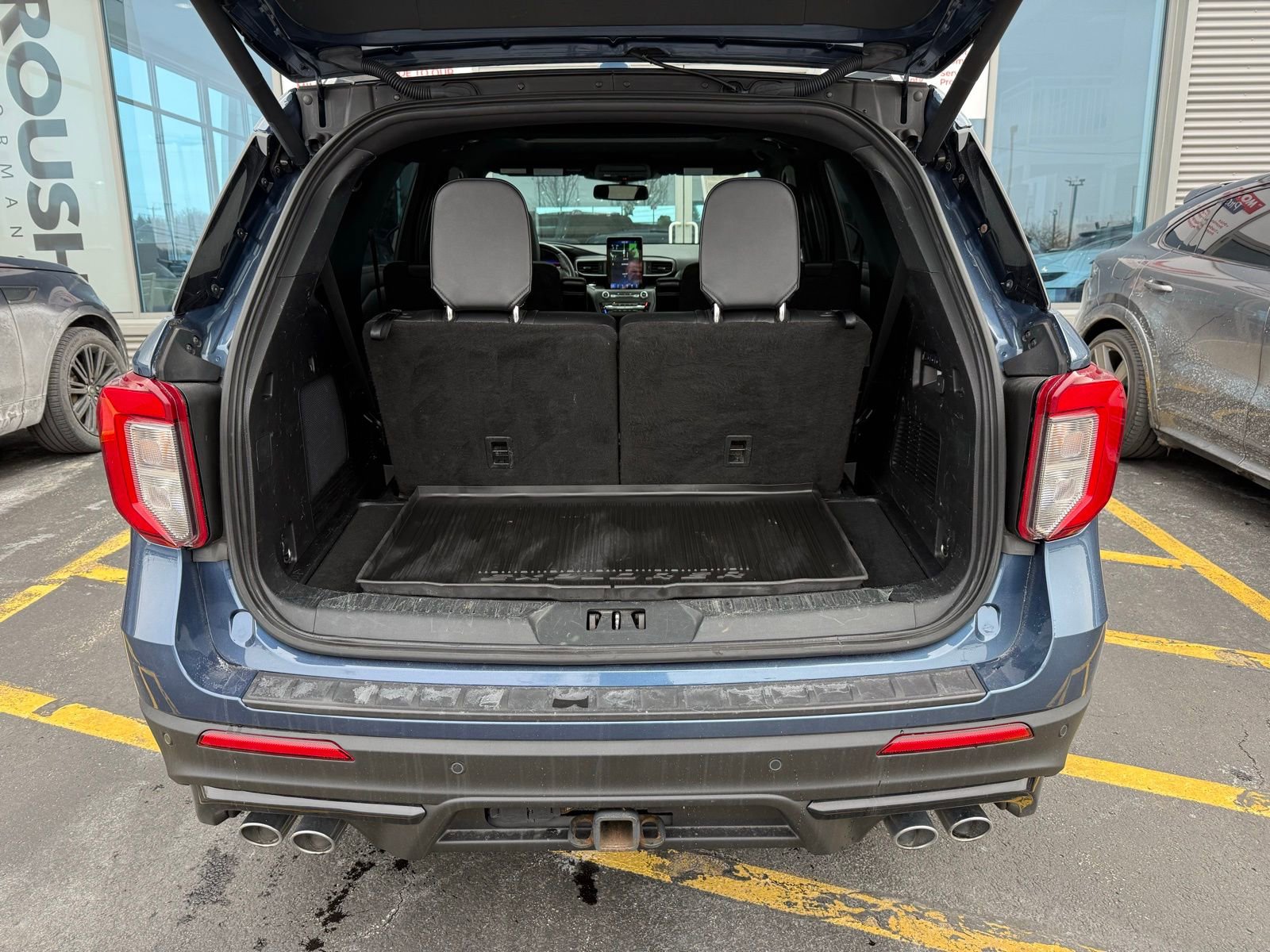Used 2020 Ford Explorer ST w/ ST Street Pack AWD/4WD image 43