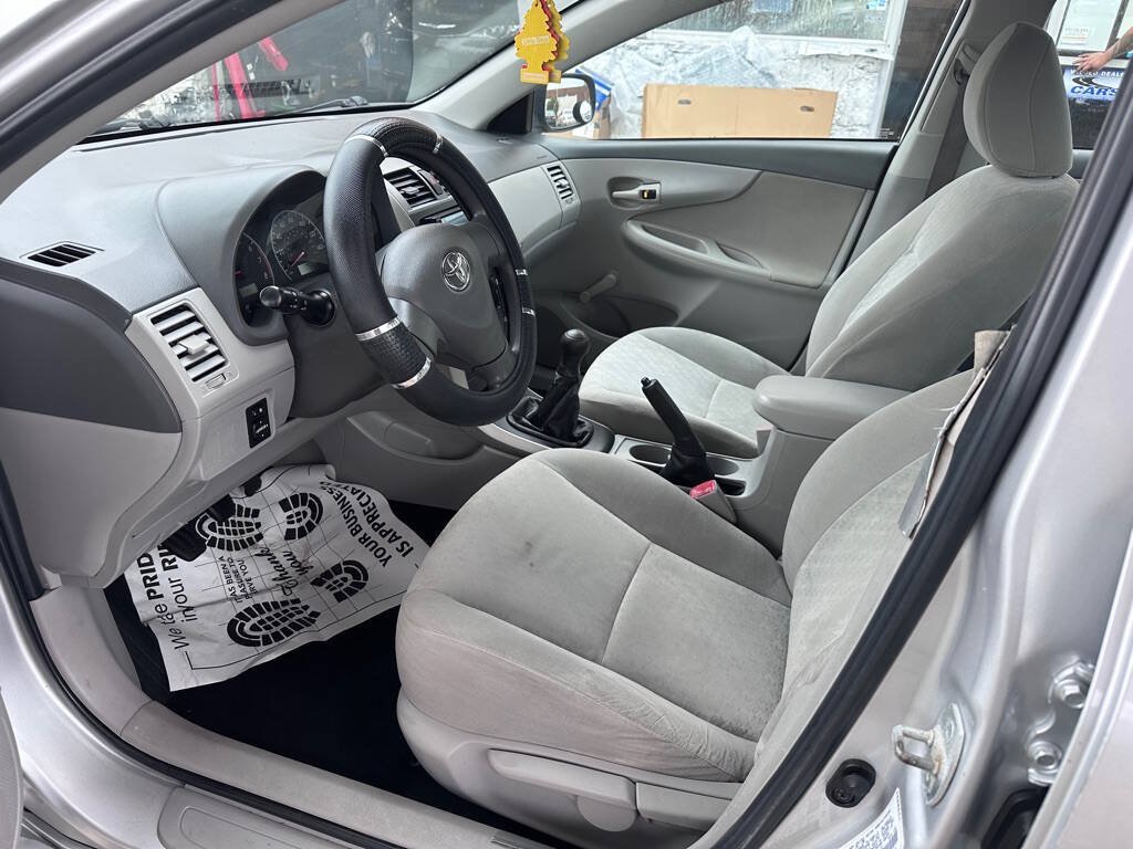 Used 2009 Toyota Corolla FWD image 13