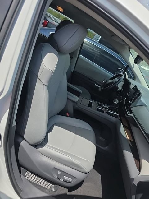 Used 2021 Toyota Sienna XLE FWD image 8
