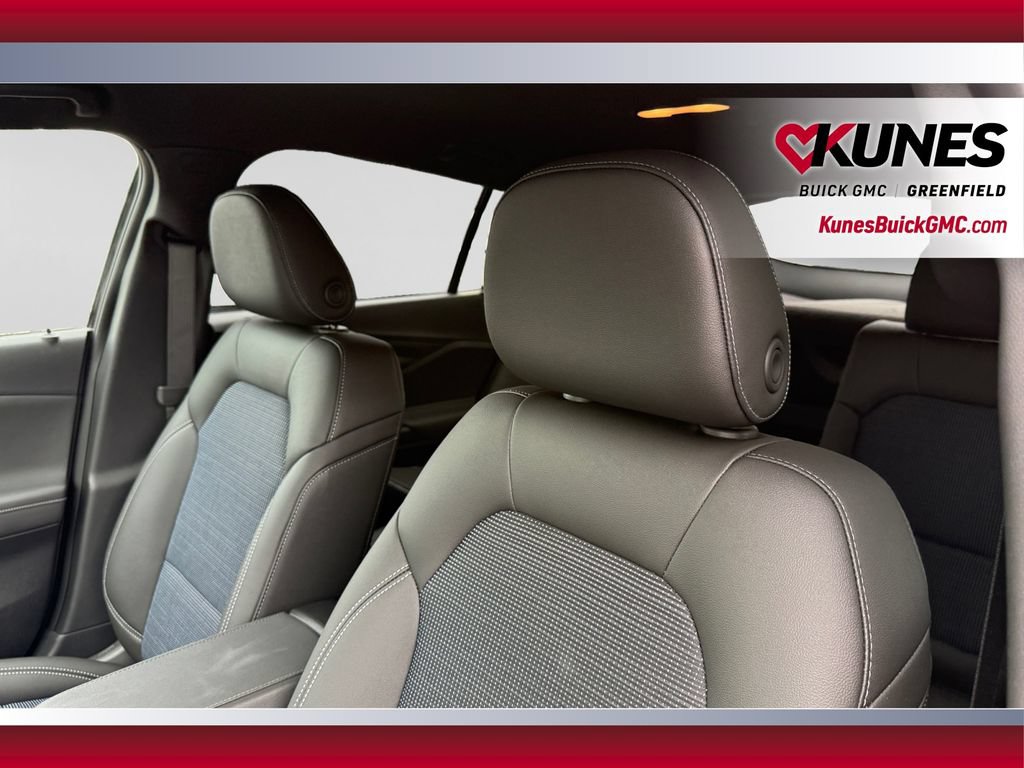 New 2026 Buick Envista Preferred w/ Convenience II Package FWD image 16