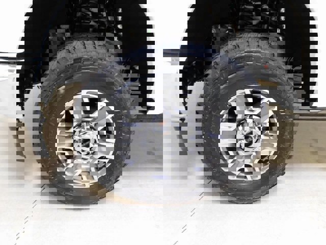 New 2026 Ford F350 Lariat w/ FX4 Off-Road Package image 11