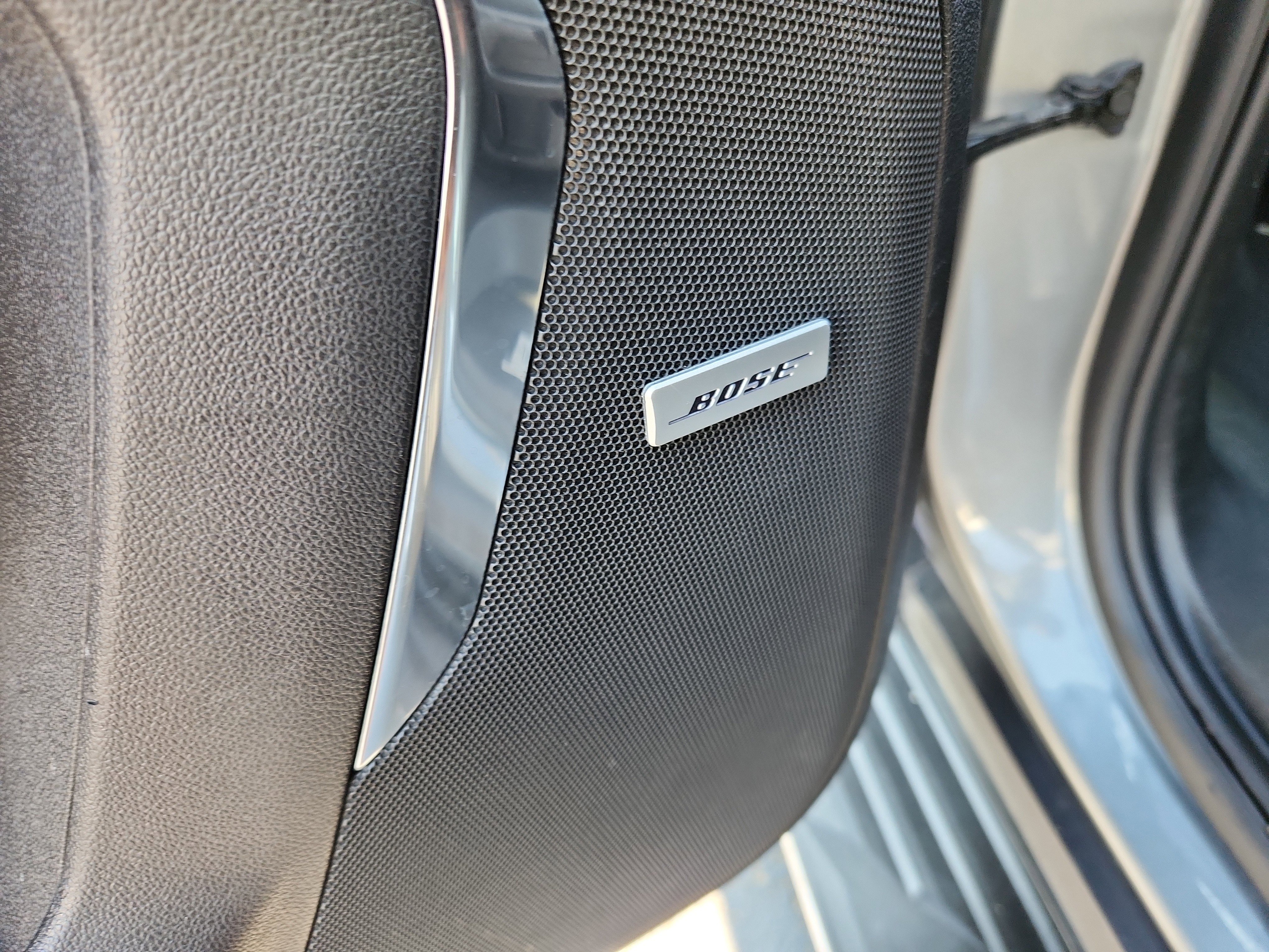 Used 2023 Chevrolet Tahoe LT image 44