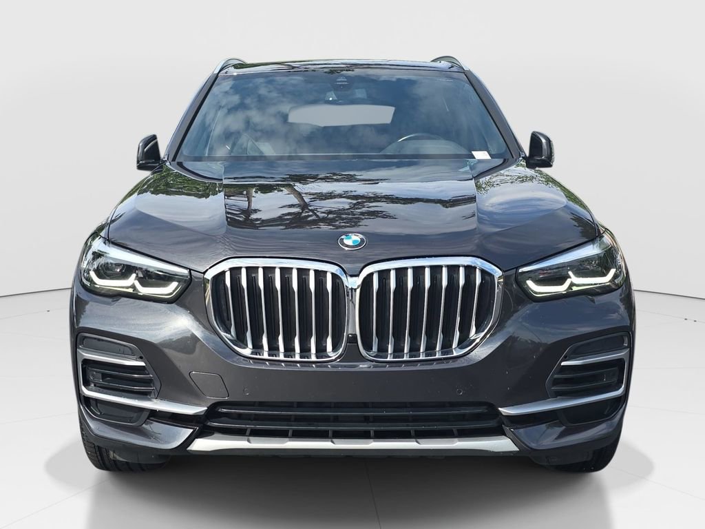 Used 2023 BMW X5 xDrive40i AWD/4WD image 2