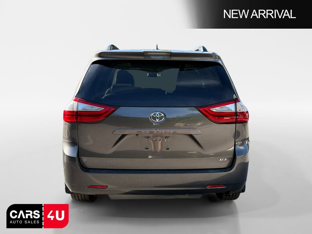 Used 2019 Toyota Sienna XLE FWD image 6