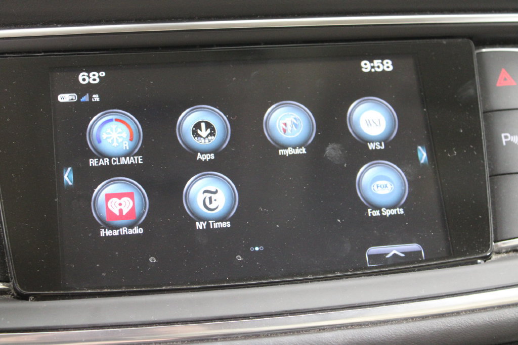 Used 2019 Buick Enclave Essence FWD image 33